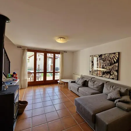 La Casa Del Bosque Dom wakacyjny Alcalá de la Selva