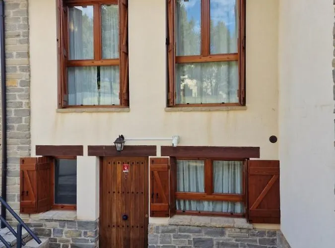 La Casa Del Bosque Holiday home Alcala De La Selva